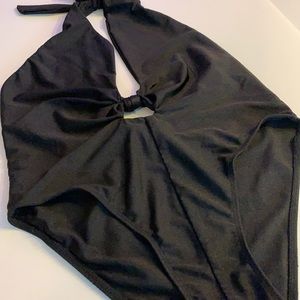 Black one piece swimsuit 🩱